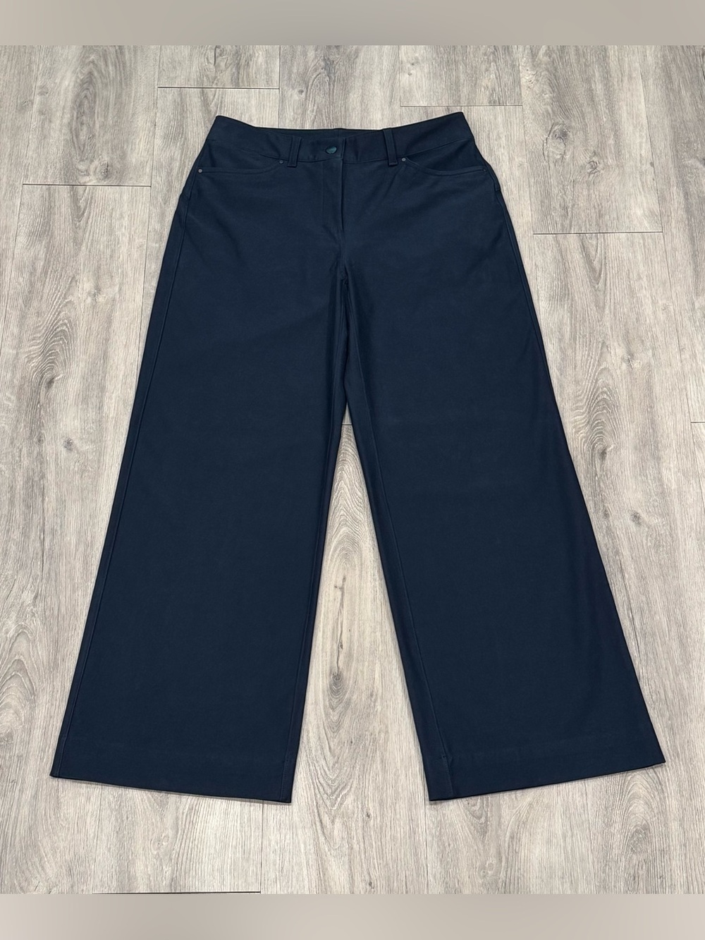 Lululemon Men’s Navy Blue Wide-Leg Business Casual Athletic Chino Trousers